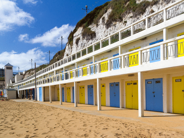Schulfahrt England: Ausflug Broadstairs Sandstrand Schulfahrt England: Ausflug Broadstairs Sandstrand