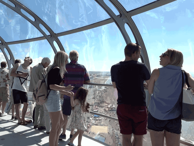 Schulfahrt Brighton: Aussichtsturm i360 Schulfahrt Brighton: Aussichtsturm i360